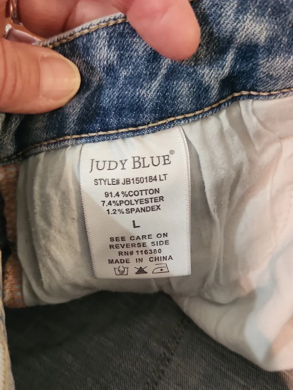 Judy Blue High Rise Distressed Cuffed Cutoff Denim Shorts light wash Size L